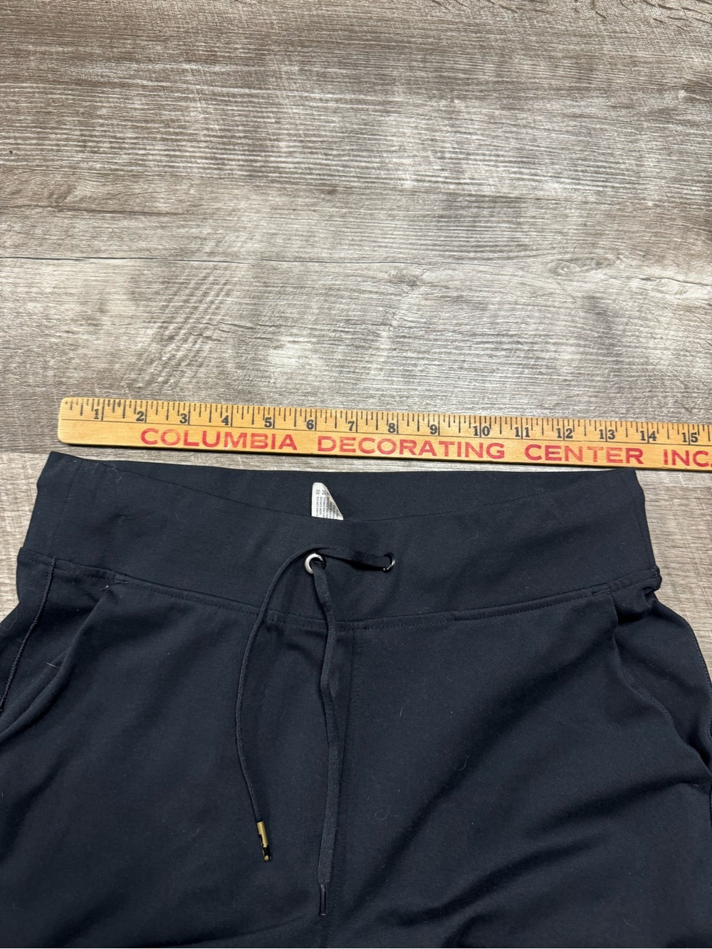 Yogalicious Lux Lux Kick Back Jogger in Black Size Small - Picture 6 of 8